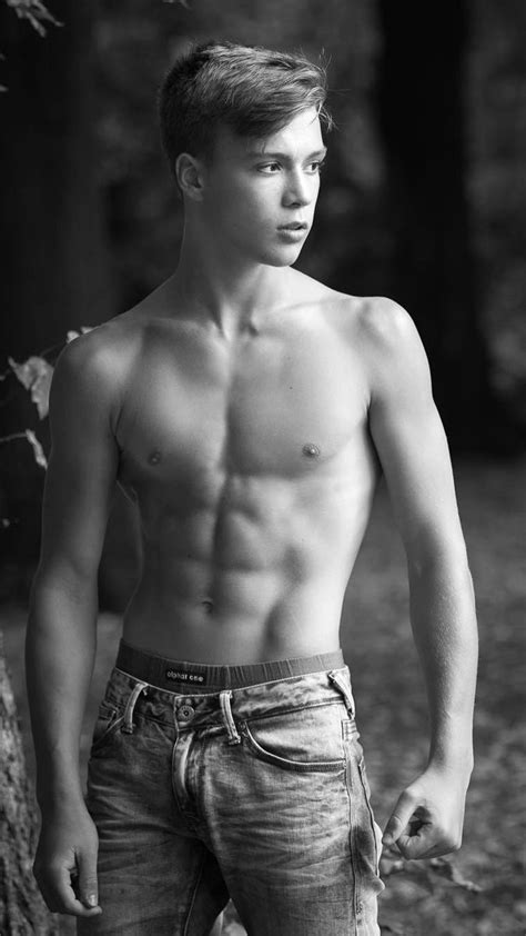 gay twink twitter|@straighttwinkie .